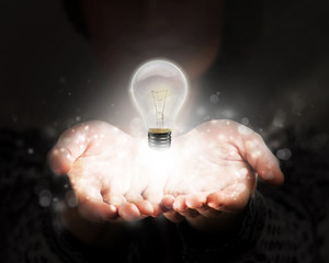 三个“土土土”这个字广州话怎样念？