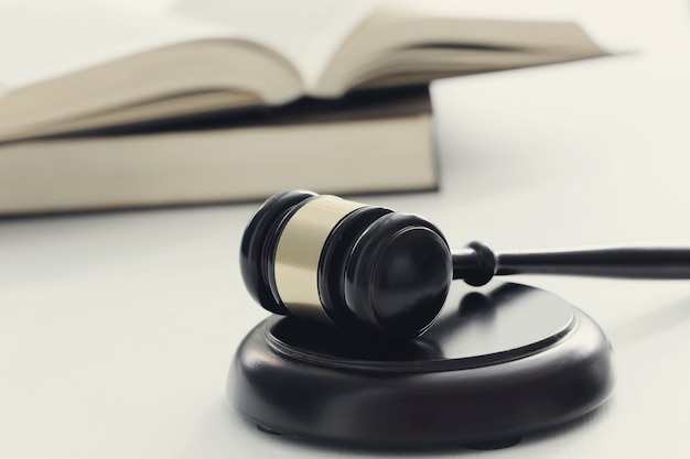 三个“土土土”这个字广州话怎样念？